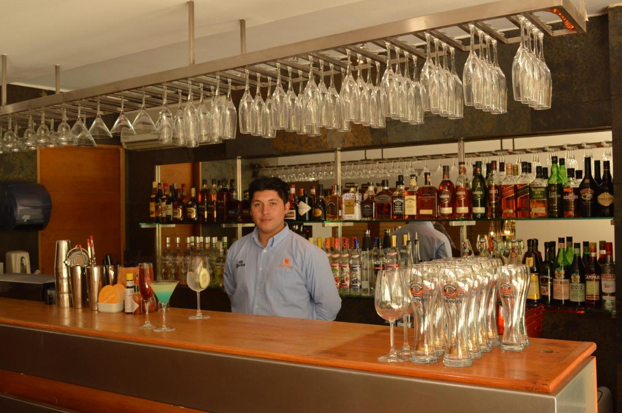 Hotel Diego De Velazquez ซานติอาโก ภายนอก รูปภาพ