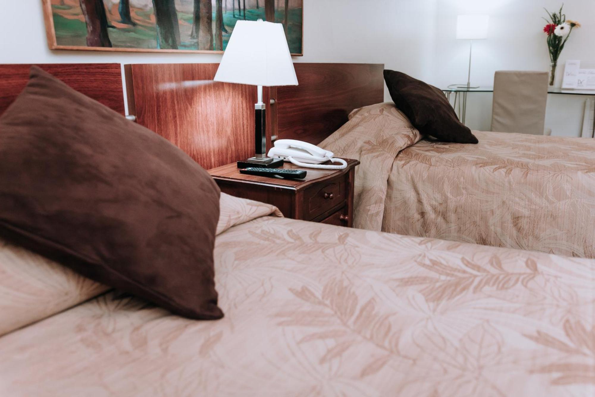 Hotel Diego De Velazquez ซานติอาโก ภายนอก รูปภาพ